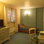 Maison Chilo Hotel 3*