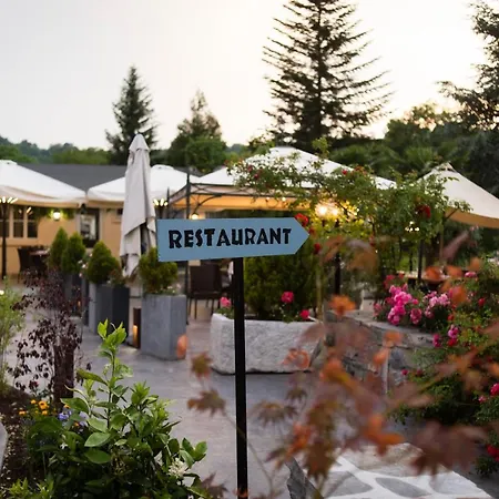 Chez Chilo Hotel 3*