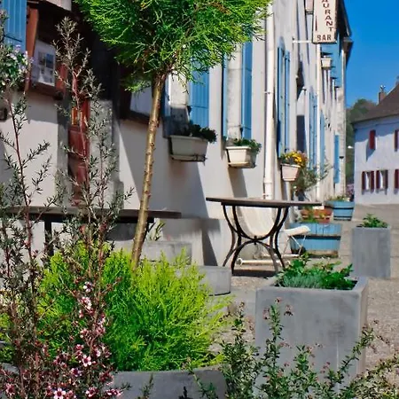 Hotel Chez Chilo 3*