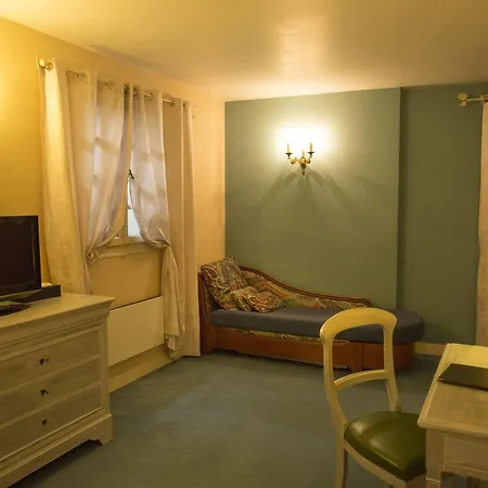 Chez Chilo Hotel 3*