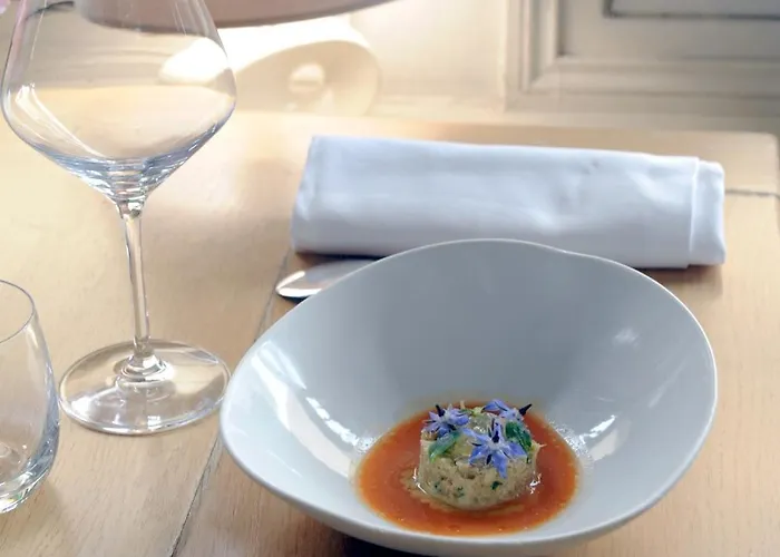 Maison Chilo Hotel 3*