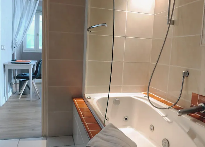 Maison Chilo Hotel 3*